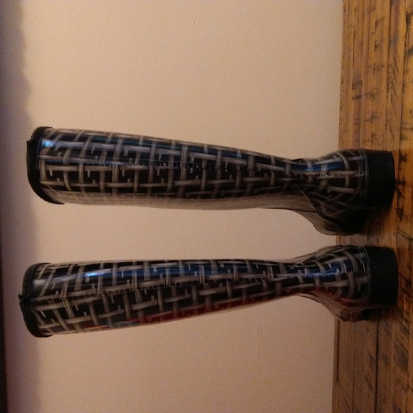Henry Ferrera Rain Boots - Picture 3 of 6